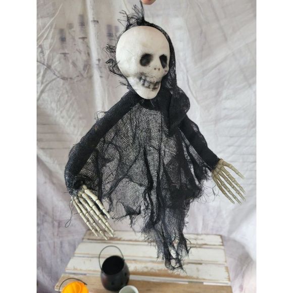 Pumpkin mini basket Grim reaper skeleton Halloween decor home set - Picture 2 of 9